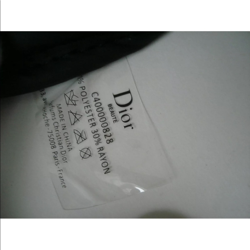 - ❤️- ❤️Dior makeup pouch with chain - Picture 6 of 14